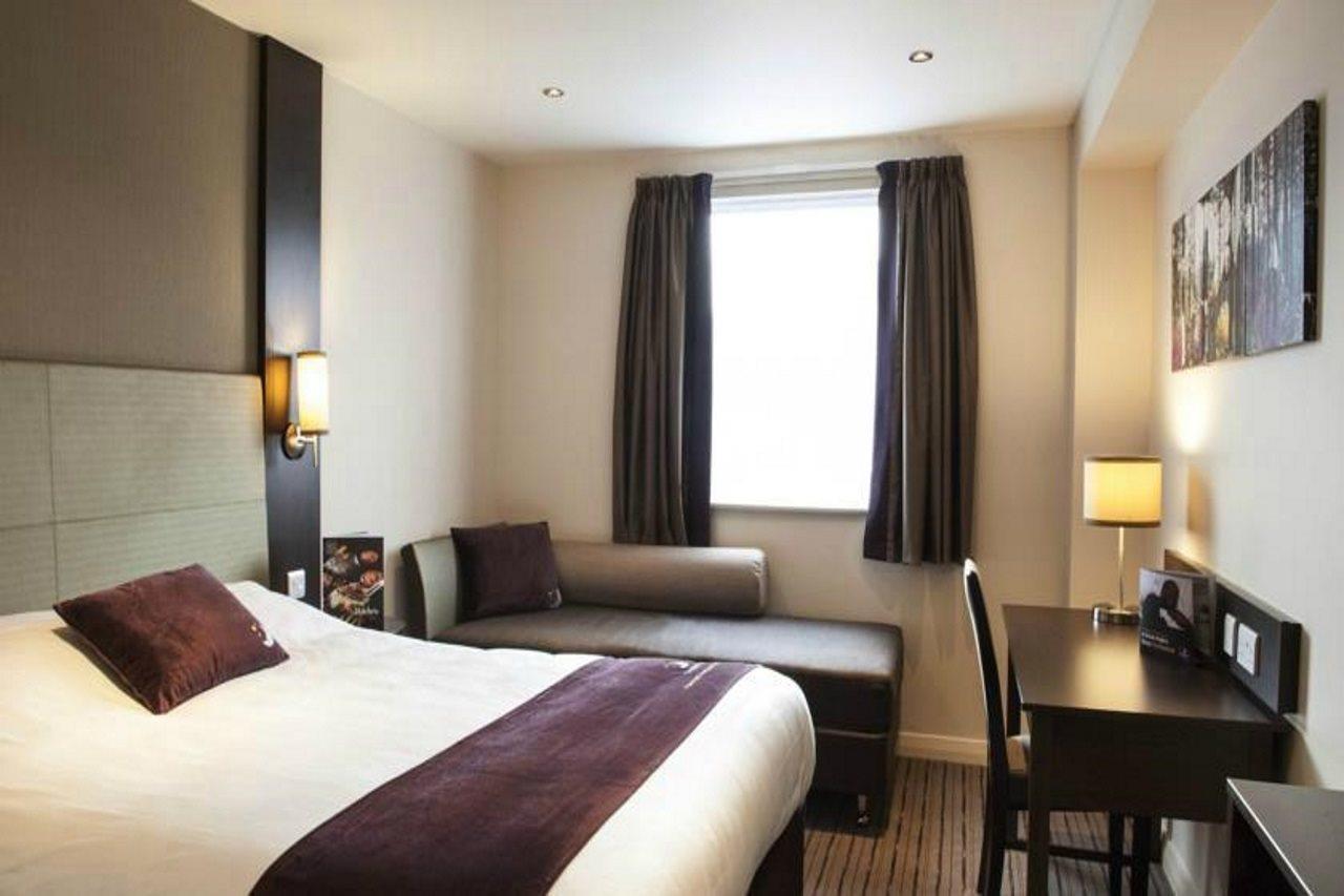 Premier Inn 温切斯特 外观 照片